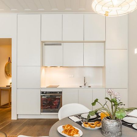 Appartamento Chic Tailor Made Flat In Chiado Lisbona Esterno foto